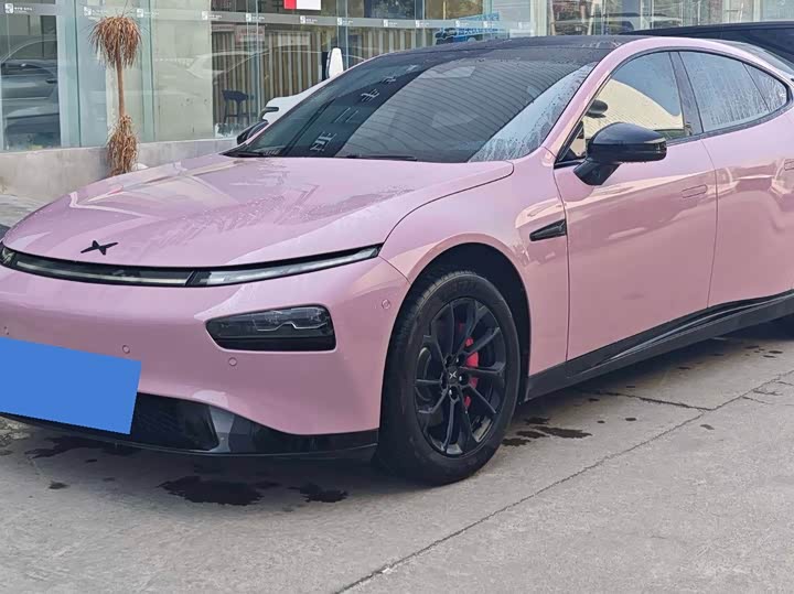 Фото 1 - XPeng P7