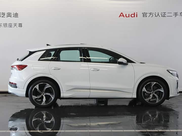 Фото 4 - Audi Q4 e-tron