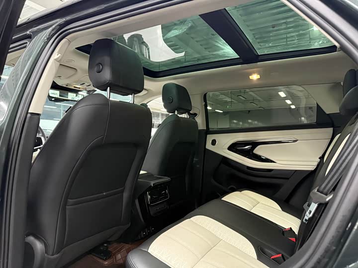 Фото 8 - Land Rover Range Rover Evoque L