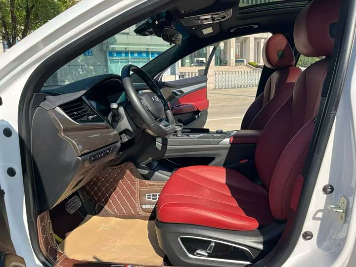 Фото 4 - Geely Emgrand GT