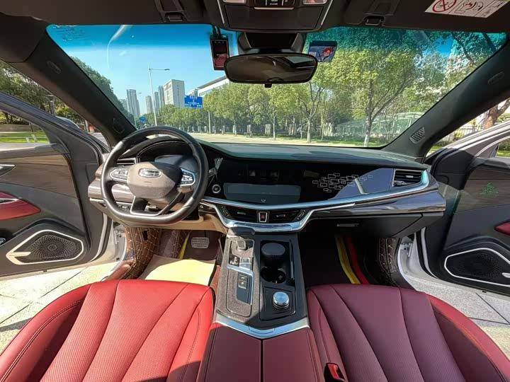 Фото 5 - Geely Emgrand GT