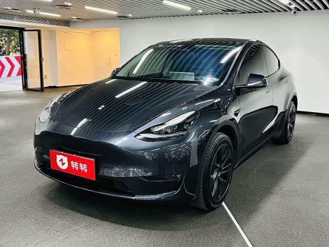 Фото 1 - Tesla Model Y