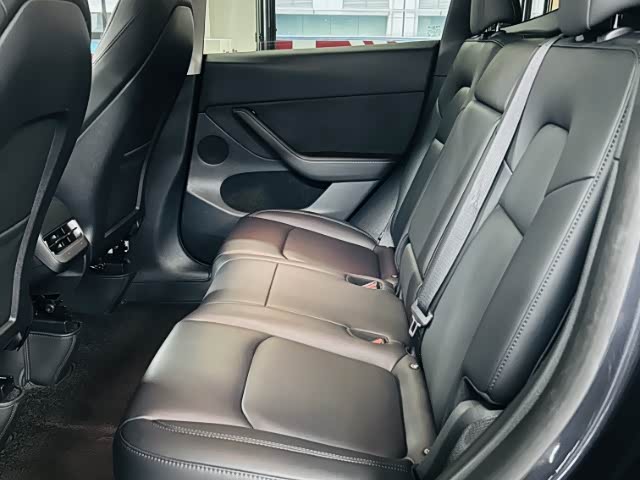 Фото 8 - Tesla Model Y