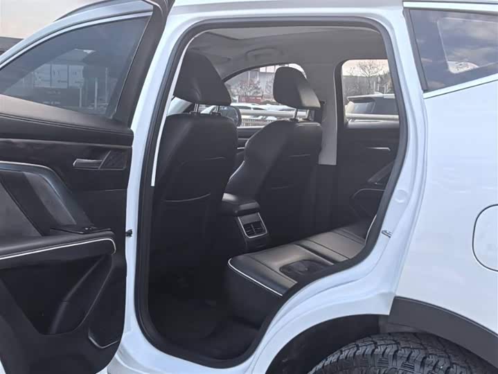 Фото 6 - Haval H6