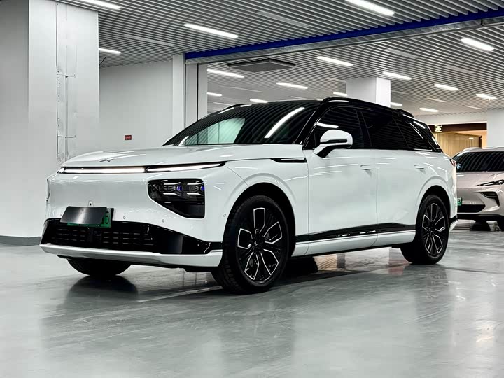 Фото 1 - XPeng G9