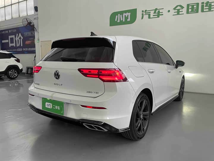 Фото 5 - Volkswagen Golf