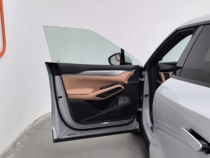 Фото 8 - BYD Song L