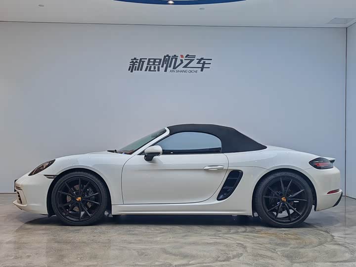 Фото 3 - Porsche 718