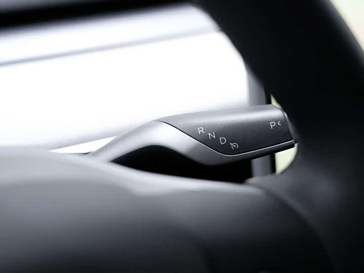 Фото 4 - Tesla Model Y