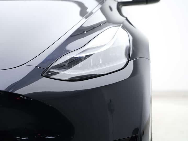 Фото 6 - Tesla Model Y