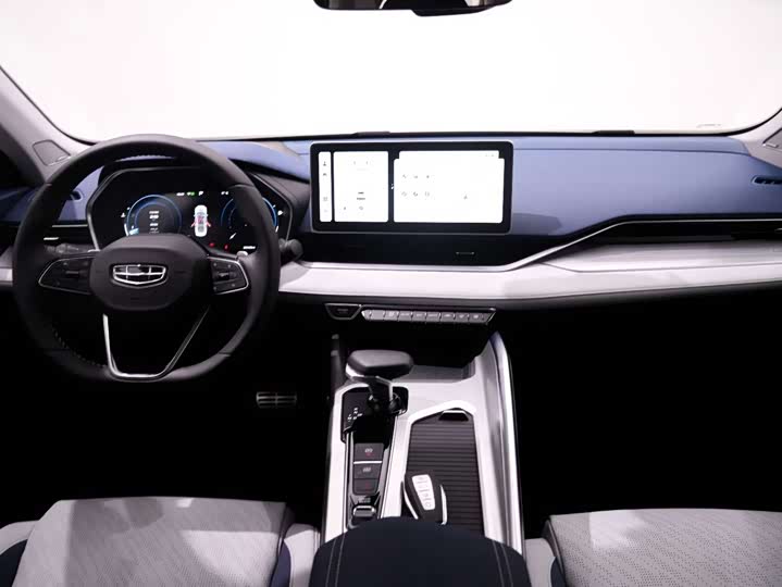 Фото 5 - Geely Preface