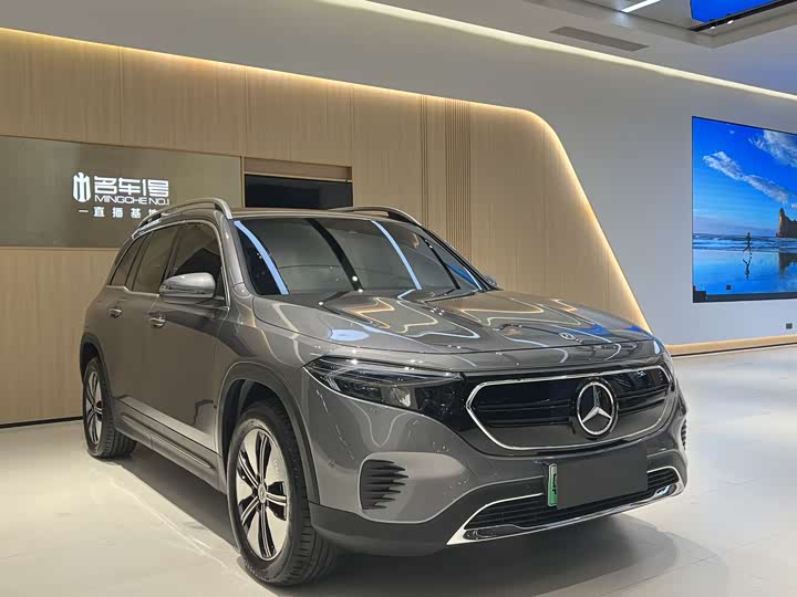 Фото 2 - Mercedes-Benz EQB