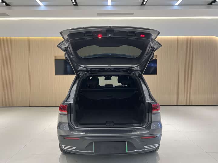 Фото 8 - Mercedes-Benz EQB