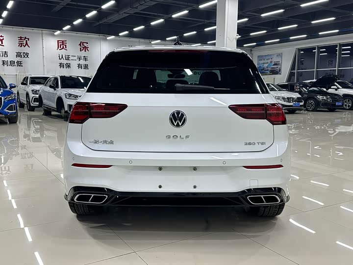 Фото 5 - Volkswagen Golf