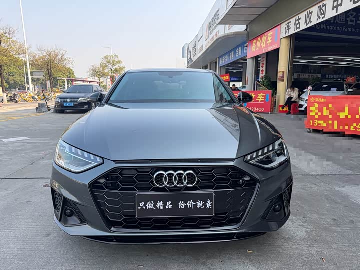 Фото 3 - Audi A4L