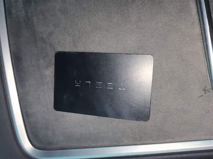 Фото 9 - Tesla Model Y