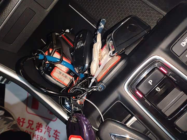 Фото 9 - Honda Breeze Hybrid