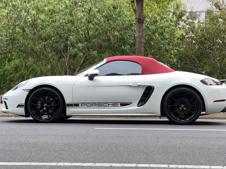 Фото 8 - Porsche 718