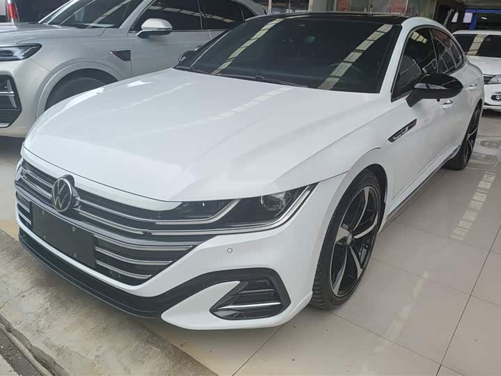 Фото 1 - Volkswagen CC