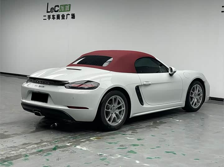 Фото 4 - Porsche 718