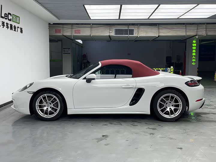 Фото 7 - Porsche 718