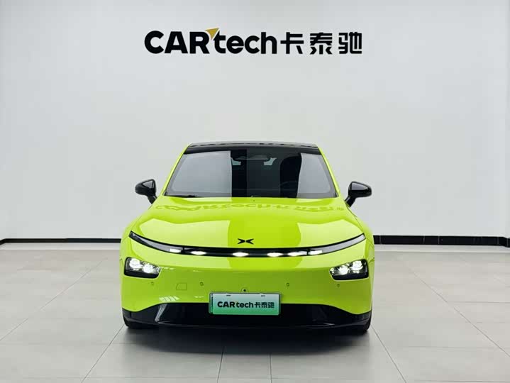 Фото 2 - XPeng P7