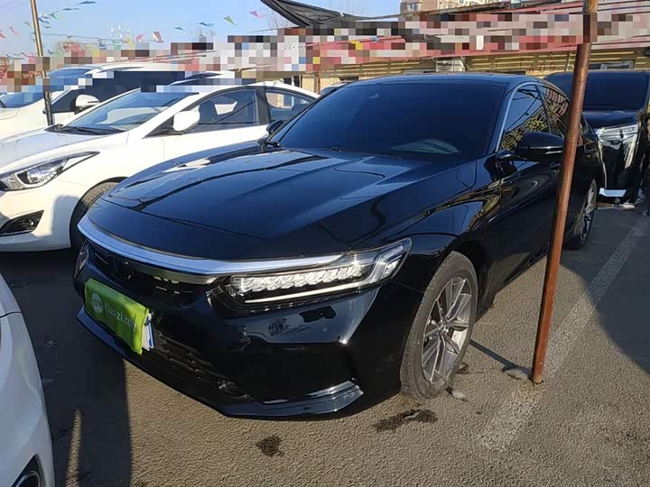 Фото 1 - Honda Inspire