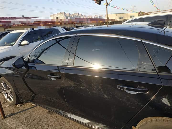 Фото 5 - Honda Inspire