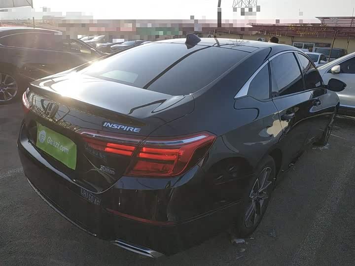 Фото 7 - Honda Inspire