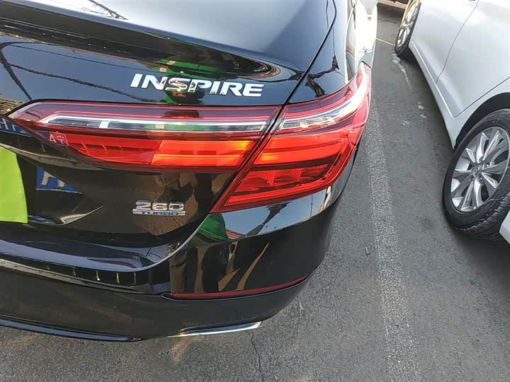 Фото 8 - Honda Inspire