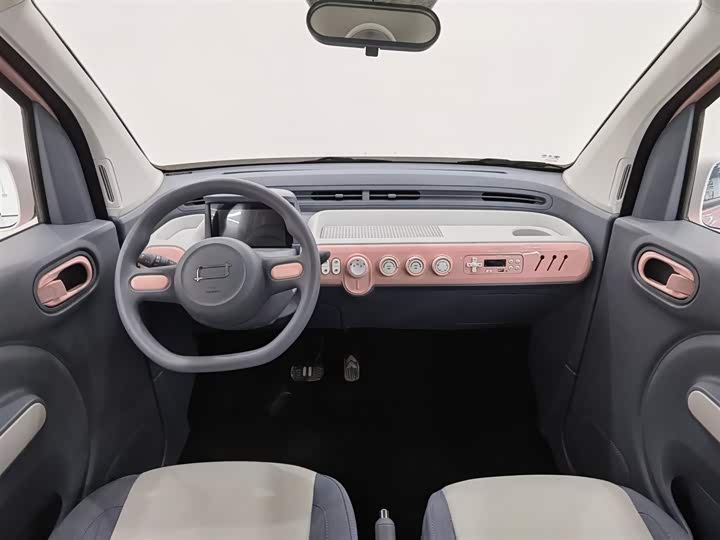 Фото 5 - Bestune Pony