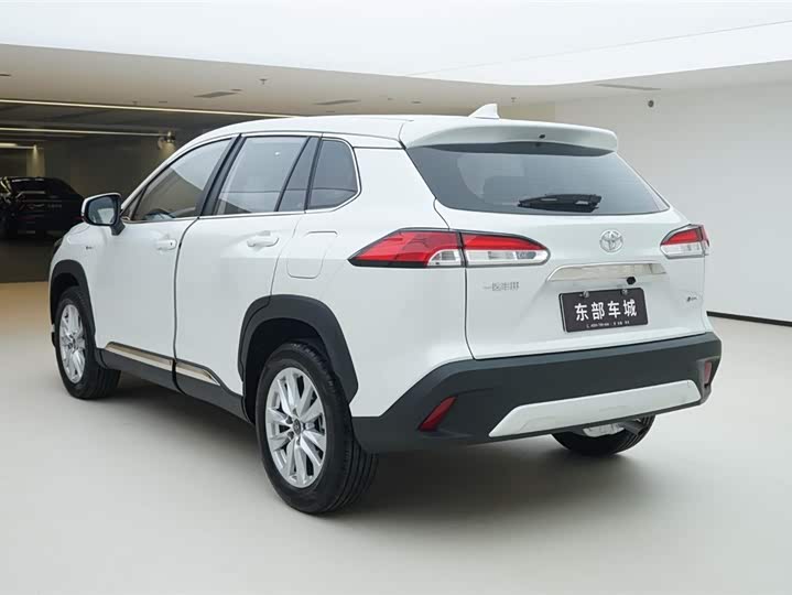 Фото 4 - Toyota Corolla Cross