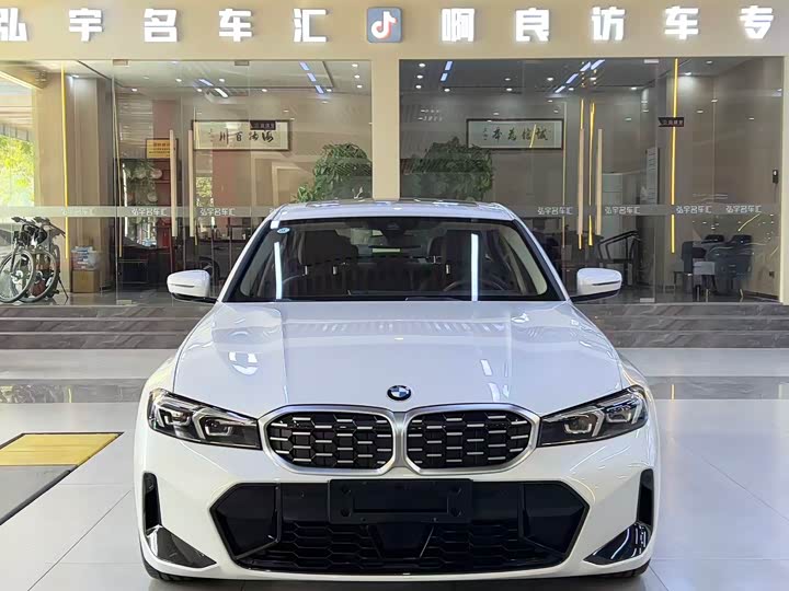 Фото 2 - BMW 3 Series