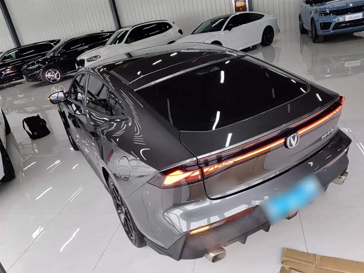 Фото 5 - Changan UNI-V