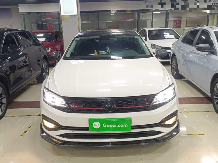 Фото 3 - Volkswagen Lamando L