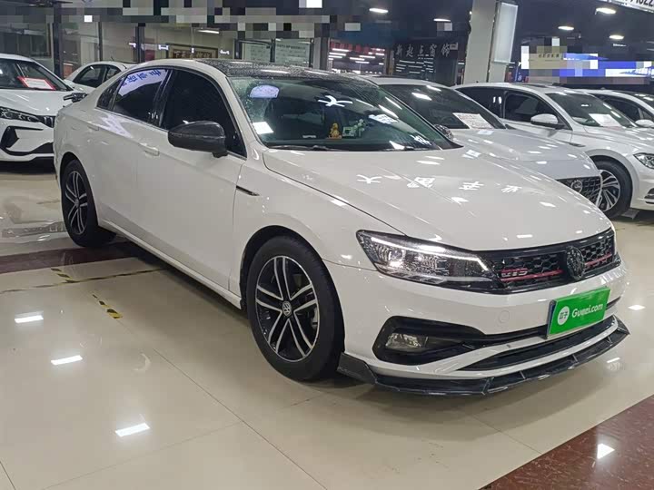 Фото 4 - Volkswagen Lamando L