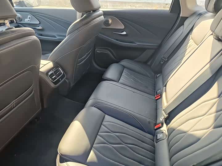 Фото 7 - Chery Arrizo 8