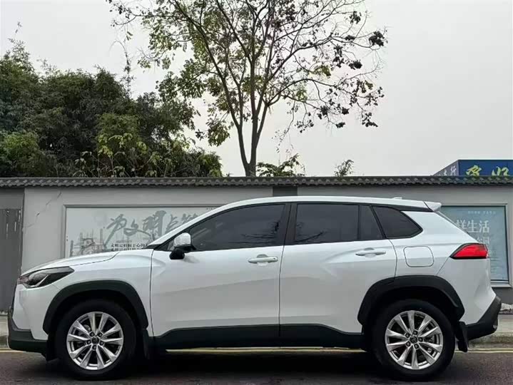 Фото 7 - Toyota Corolla Cross