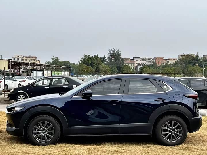 Фото 4 - Mazda CX-30