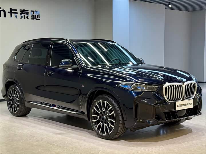 Фото 2 - BMW X5