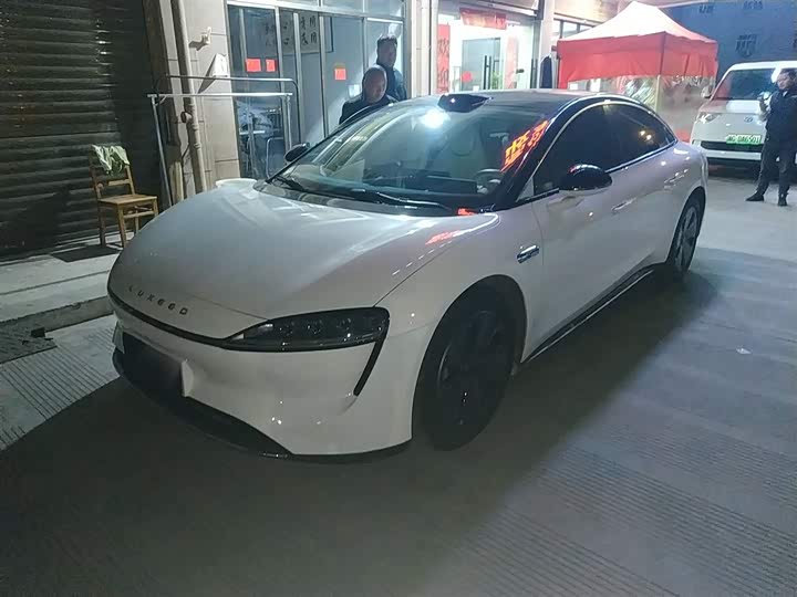 Фото 2 - Luxeed S7