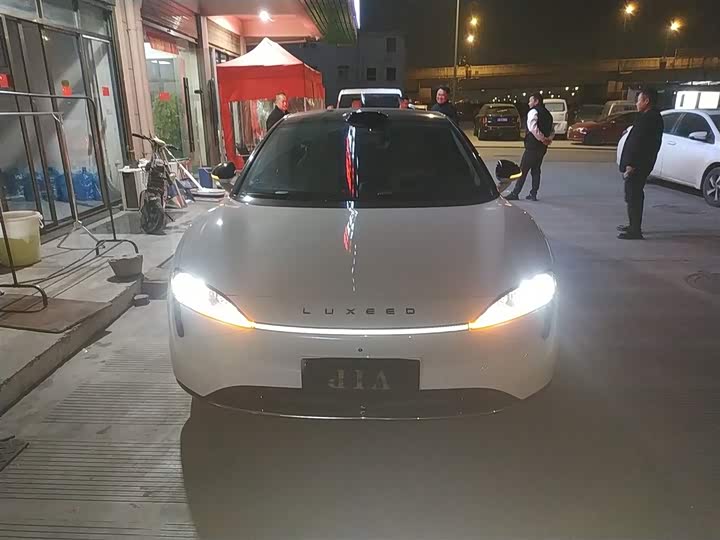 Фото 3 - Luxeed S7