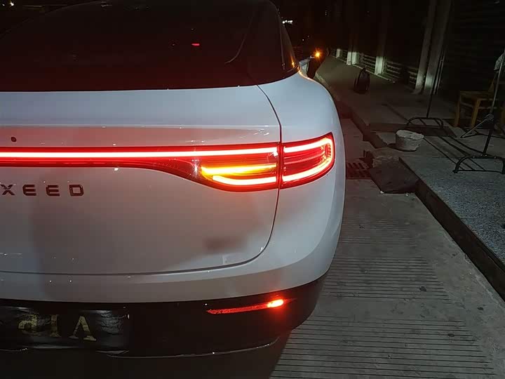 Фото 8 - Luxeed S7