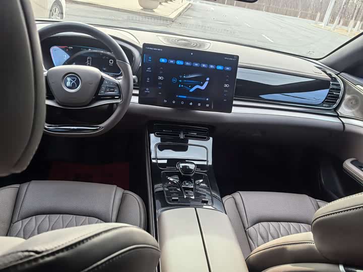 Фото 7 - BYD Han