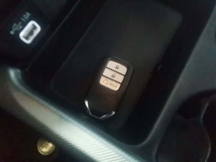 Фото 9 - Honda CR-V