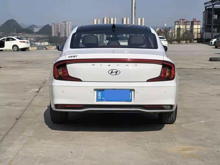 Фото 9 - Hyundai Mistra