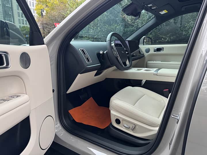 Фото 5 - LiXiang L6