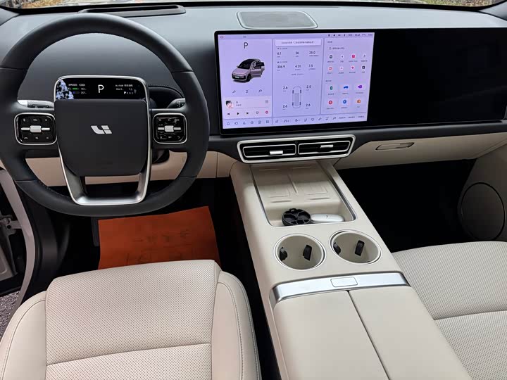 Фото 7 - LiXiang L6