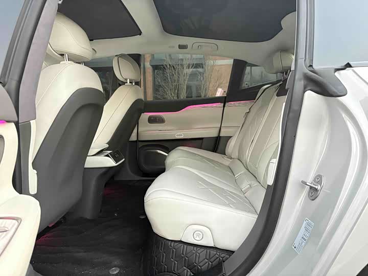 Фото 6 - Nio ET7