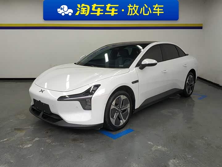 Фото 1 - XPeng Mona M03